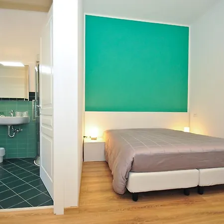 1854 Pensión Turín