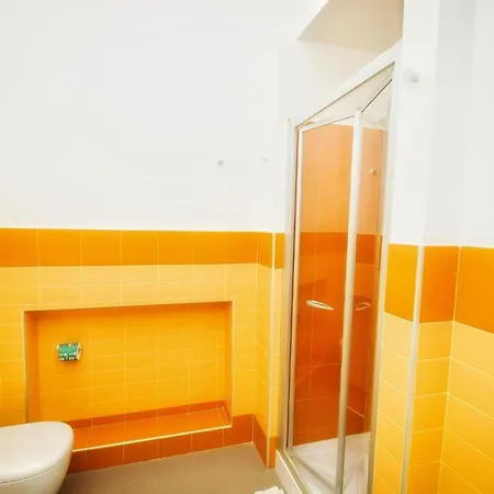 בית הארחה 1854